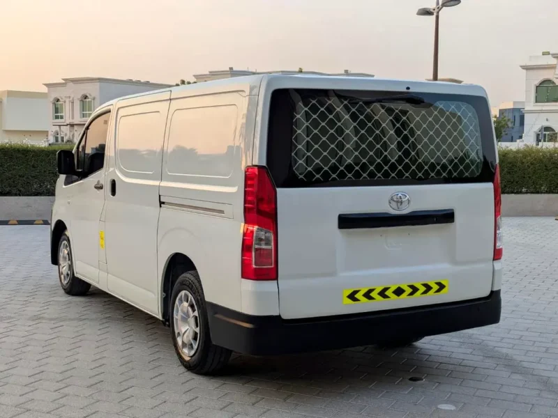 2021 Toyota Hiace Panel Van 2.7L 4-cylinder Petrol Engine White Grey Van Manual GCC Specs