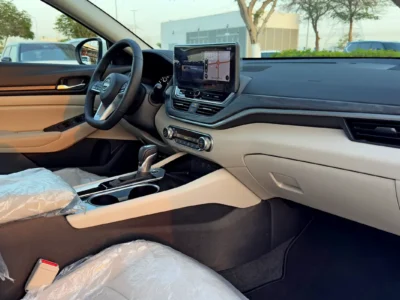 2025 Nissan Altima SV 4 Cylinders Petrol Engine White Beige Sedan GCC Specs Automatic