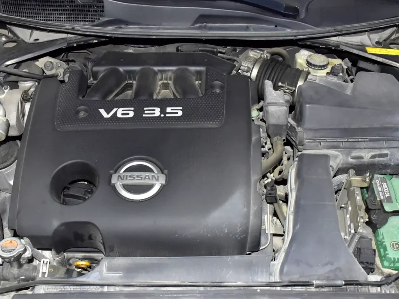 2015 Nissan Altima SL 3.5 Litres 6 Cylinders petrol Engine Blue Beige Sedan GCC Specs