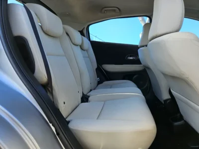 2019 Honda HR-V EX 1.8 Litres 4 Cylinders petrol Engine Silver White SUV GCC Premium Condition