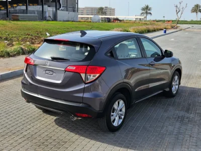 2020 Honda HR-V EX 1.8 Litres 4 Cylinders petrol Engine Grey Beige Compact Family SUV GCC Specs