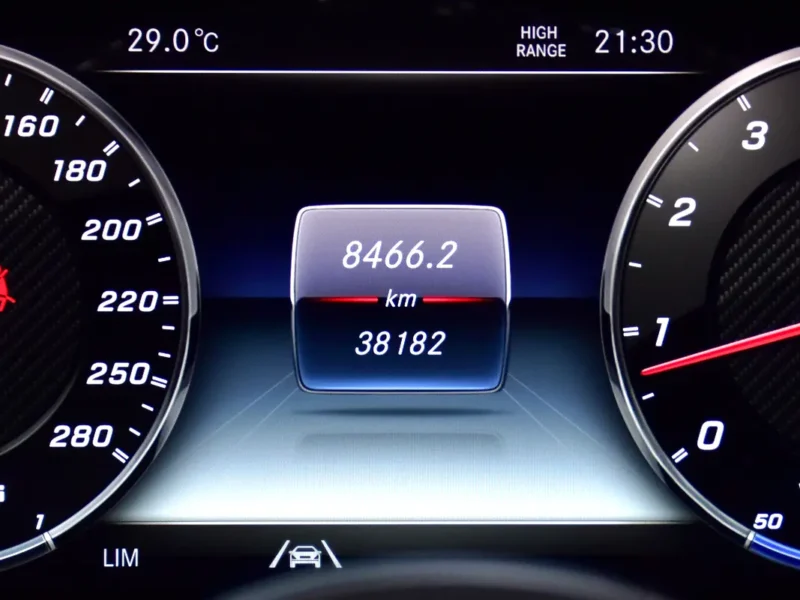 2022 Mercedes-Benz G-Class G 63 AMG 8 Cylinders Petrol Engine Black Red SUV GCC Specs