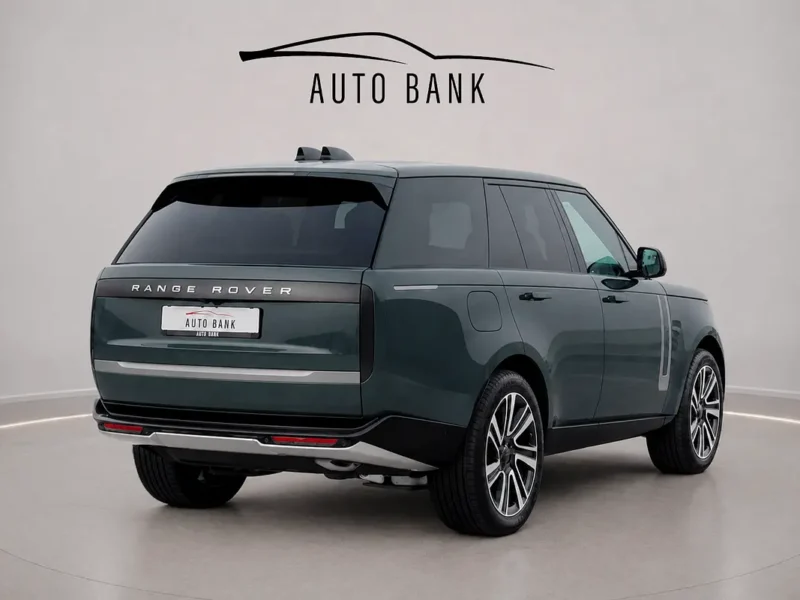 2026 Land Rover Range Rover P400 SE 3.0L Inline-6 turbocharged Engine Green Beige SUV GCC Specs