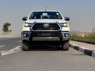 2026 Toyota Hilux ADVENTURE 2.8 Litres 4 Cylinders Diesel Engine White Black Pickup Truck GCC