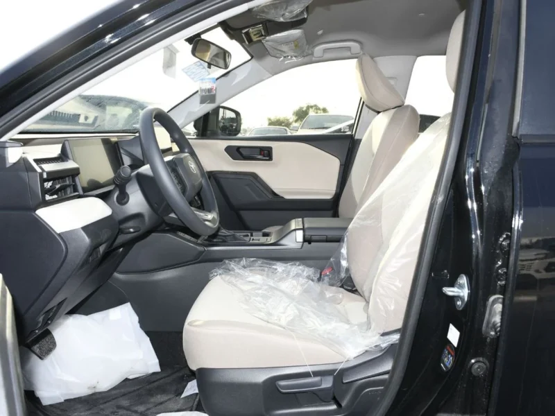 2026 Toyota Rav 4 LE 2.0 Litres 4 Cylinders Petrol Engine Black Beige SUV GCC Specs Automatic
