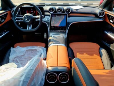 2026 Mercedes-Benz C200 AMG 1.5-liter Turbocharged 4-cylinder Engine Black Orange Sedan RWD