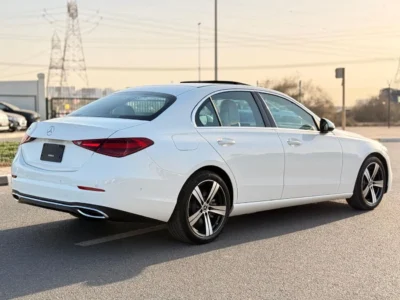 2026 Mercedes-Benz C300 AMG 2.0-liter Turbocharged 4 Cylinder Petrol Engine White Beige Sedan