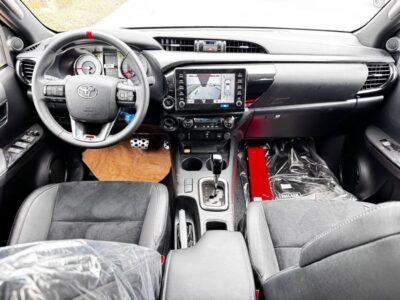 2026 Toyota Hilux SR5 2.8 Litres 4 Cylinders Diesel Engine Black Pickup Truck Automatic