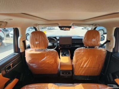 2026 HAVAL V7 2.0-litre Turbocharged 4-Cylinder Petrol Engine Black Orange SUV GCC Specs