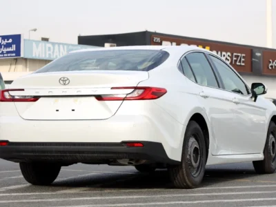2025 Toyota Camry E 4 Cylinders Petrol Engine White Beige Sedan GCC Specs Automatic