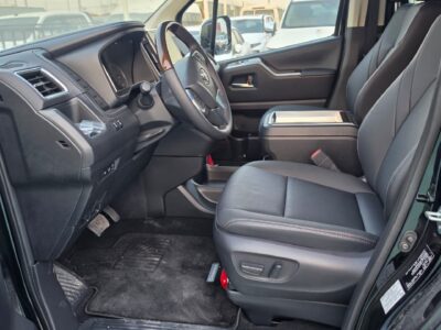 2026 Toyota Granvia 3.5-liter V6 Petrol Engine Black Van GCC Specs Automatic
