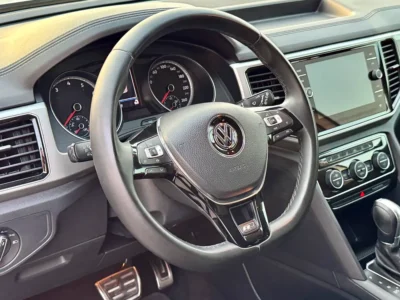 2019 Volkswagen Teramont R-Line 6 Cylinders Petrol Engine Silver Black SUV GCC Specs