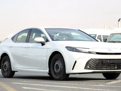 2025 Toyota Camry E 4 Cylinders Petrol Engine White Beige Sedan GCC Specs Automatic