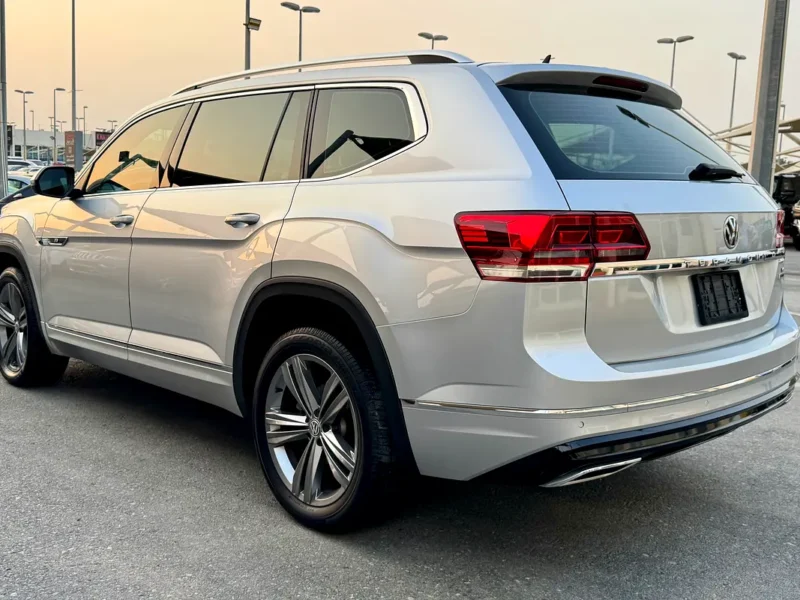 2019 Volkswagen Teramont R-Line 6 Cylinders Petrol Engine Silver Black SUV GCC Specs