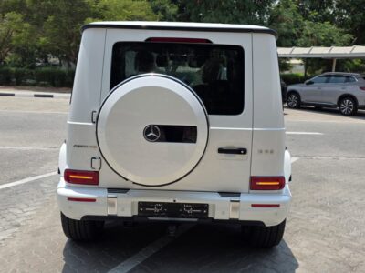 2026 Mercedes-Benz G 63 AMG 4.0-liter Twin-Turbo V8 Petrol Engine White Black SUV GCC