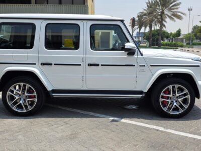 2026 Mercedes-Benz G 63 AMG 4.0-liter Twin-Turbo V8 Petrol Engine White Black SUV GCC