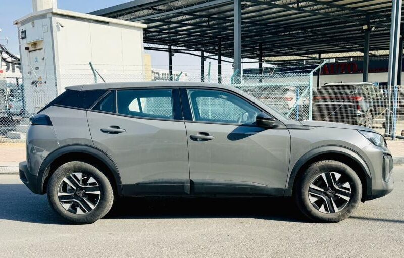 2025 Peugeot 2008 1.2 Litres Turbo 4 Cylinders Petrol Engine Grey Black SUV GCC Specs