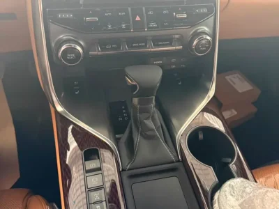 2026 Lexus LX-Series LX 600 Signature 6 Cylinders Petrol Engine Black Tan SUV GCC Specs Automatic