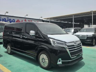 2026 Toyota Granvia 3.5-liter V6 Petrol Engine Black Van GCC Specs Automatic