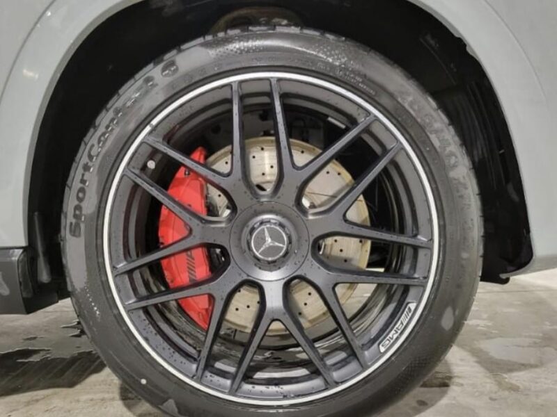 2026 Mercedes-Benz AMG GLE 53 3.0-liter Turbocharged Inline-six Engine Grey Tan SUV