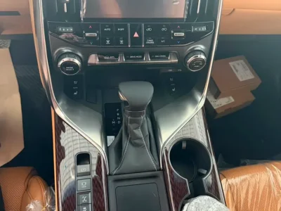 2026 Lexus LX-Series LX 600 Signature 6 Cylinders Petrol Engine Black Tan SUV GCC Specs Automatic