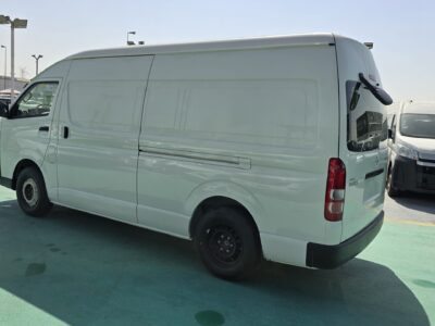 2026 Toyota HIACE Highroof Cargo 3.5-liter V6 Petrol Engine White Black Van GCC Specs Automatic