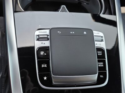 2026 Mercedes-Benz G 63 AMG 4.0-liter Twin-Turbo V8 Petrol Engine White Black SUV GCC