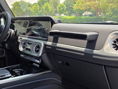 2026 Mercedes-Benz G 63 AMG 4.0-liter Twin-Turbo V8 Petrol Engine White Black SUV GCC