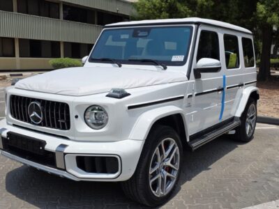 2026 Mercedes-Benz G 63 AMG 4.0-liter Twin-Turbo V8 Petrol Engine White Black SUV GCC