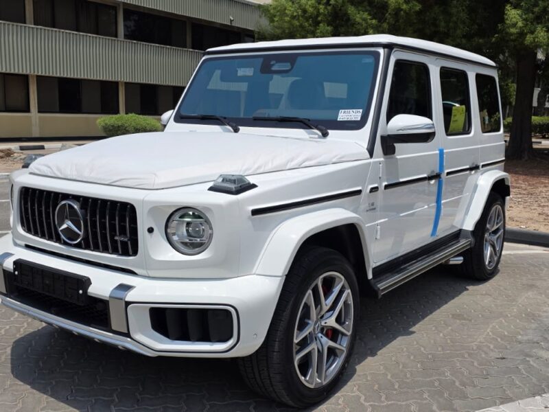 2026 Mercedes-Benz G 63 AMG 4.0-liter Twin-Turbo V8 Petrol Engine White Black SUV GCC