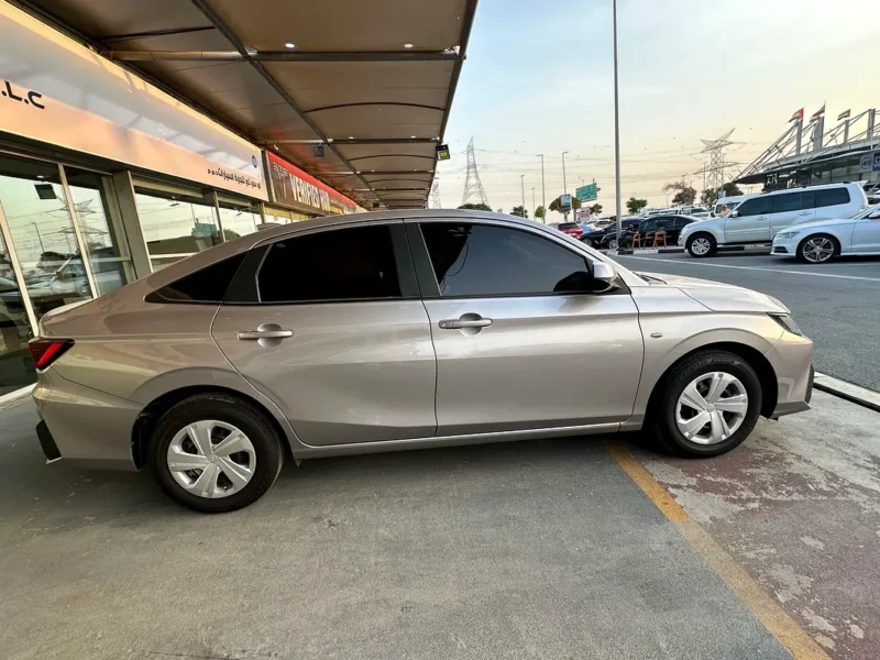 2026 Toyota Yaris SE+ 4 Cylinders Petrol Engine Silver Beige Sedan GCC Specs Automatic