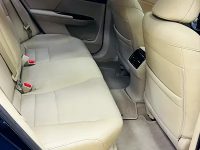 2017 Honda Accord EX-L 4 Cylinders Petrol Engine Blue Beige Sedan GCC Specs Full Option