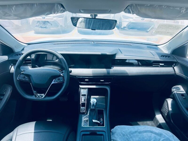 2024 MG 5 STD 1.5 Liters 4 Cylinders Petrol Engine White Black Sedan GCC Specs Fully Loaded
