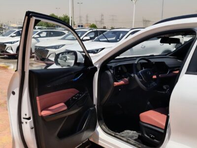 2026 Changan X5 Plus Pioneer 1.5 Litres 4 Cylinders Petrol Engine White Orang SUV GCC Specs