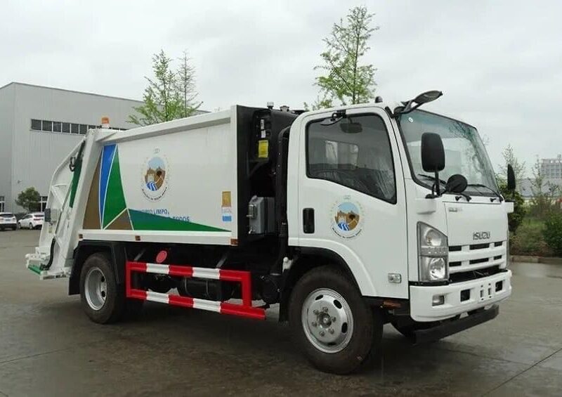 2026 Isuzu NPR 3.0 Litres 4 Cylinders Diesel Engine Manual White Grey Garbage Truck