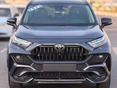 2023 TOYOTA RAV 4 XLE 2.5 Litres V4 Petrol Engine Grey Black SUV American Specs Automatic