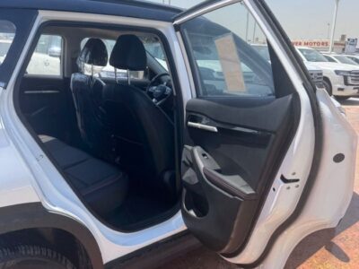 2026 Kia Seltos LX STD 1.6 Litres 4 Cylinders Petrol Engine White Black SUV Chinese Specs