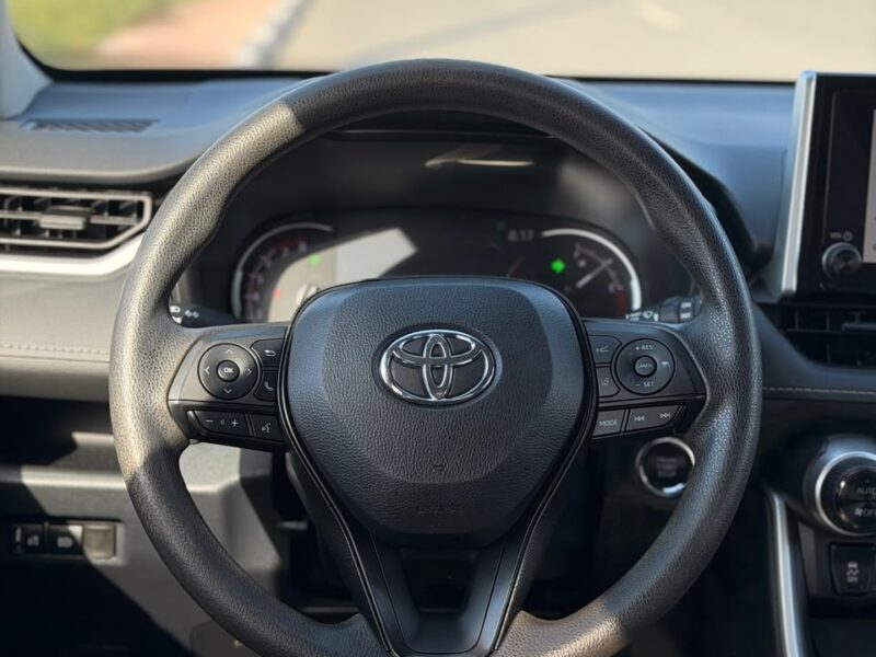 2023 TOYOTA RAV 4 XLE 2.5 Litres V4 Petrol Engine Grey Black SUV American Specs Automatic