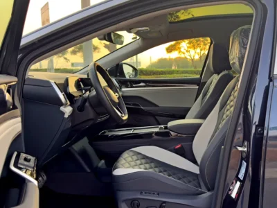 2022 Volkswagen ID.6 Crozz Pro Electric Vehicle 550 - 650 KM Range Grey Black SUV Chinese Specs