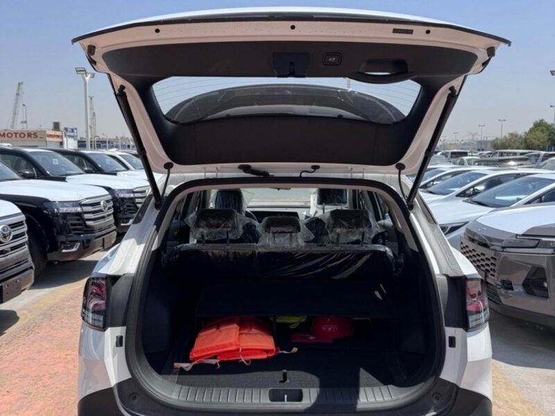2025 Kia Sportage DLX STD 1.5 Litres 4 Cylinders Petrol Engine White Beige SUV Chinese Specs