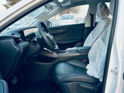 2024 MG 5 STD 1.5 Liters 4 Cylinders Petrol Engine White Black Sedan GCC Specs Fully Loaded