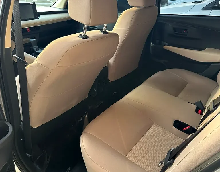 2026 Toyota Yaris SE+ 4 Cylinders Petrol Engine Silver Beige Sedan GCC Specs Automatic