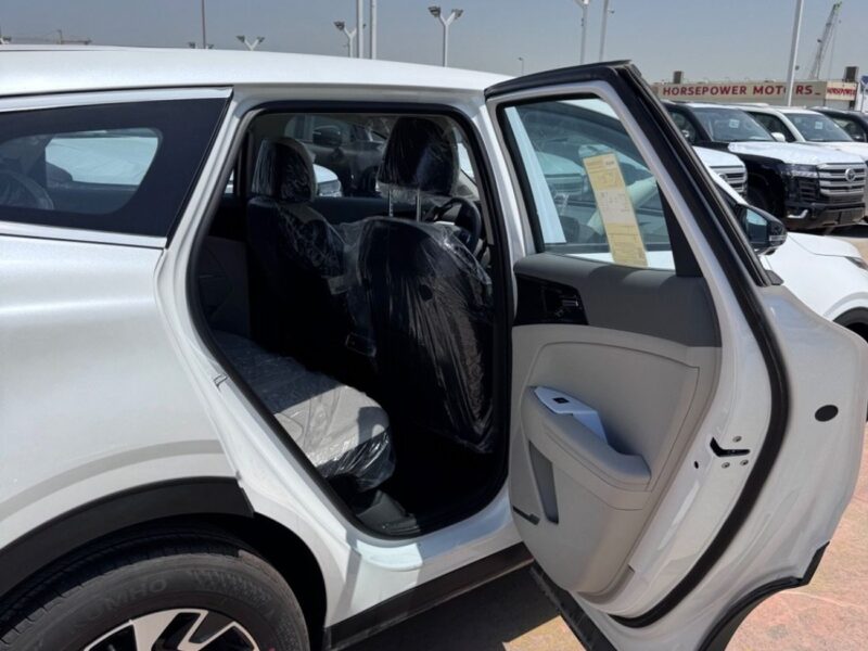 2025 Kia Sportage DLX STD 1.5 Litres 4 Cylinders Petrol Engine White Beige SUV Chinese Specs