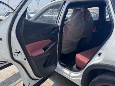2026 Changan X5 Plus Pioneer 1.5 Litres 4 Cylinders Petrol Engine White Red SUV Chinese Specs