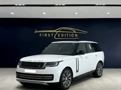 2026 Land Rover Range Rover Vogue SE 6 Cylinders petrol Engine White Tan SUV GCC Specs