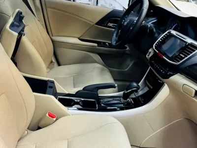 2017 Honda Accord EX-L 4 Cylinders Petrol Engine Blue Beige Sedan GCC Specs Full Option