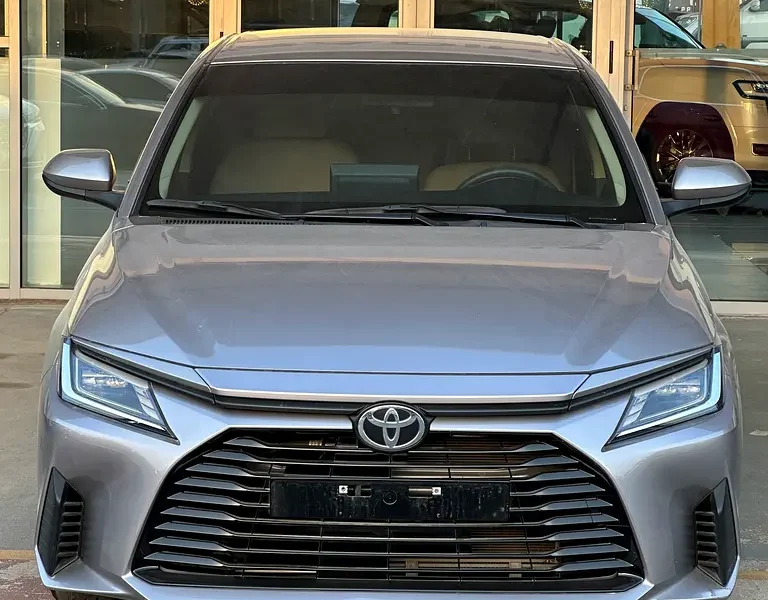 2026 Toyota Yaris SE+ 4 Cylinders Petrol Engine Silver Beige Sedan GCC Specs Automatic