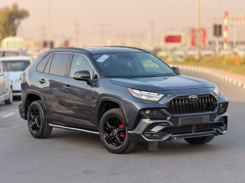 2023 TOYOTA RAV 4 XLE 2.5 Litres V4 Petrol Engine Grey Black SUV American Specs Automatic