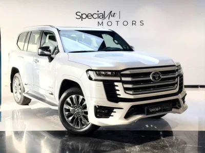 2026 Toyota Land Cruiser VXR 3.5 Litres 6 Cylinders Petrol Engine White Red SUV GCC Specs Fully Loaded
