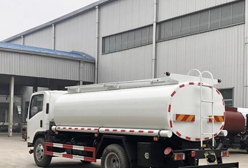 2026 Isuzu NPR 3.0 Litres 4 Cylinders Diesel Engine Manual White Grey Water Tank